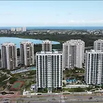 Quarto Em Condominio De Luxo Na Barra Da Tijuca